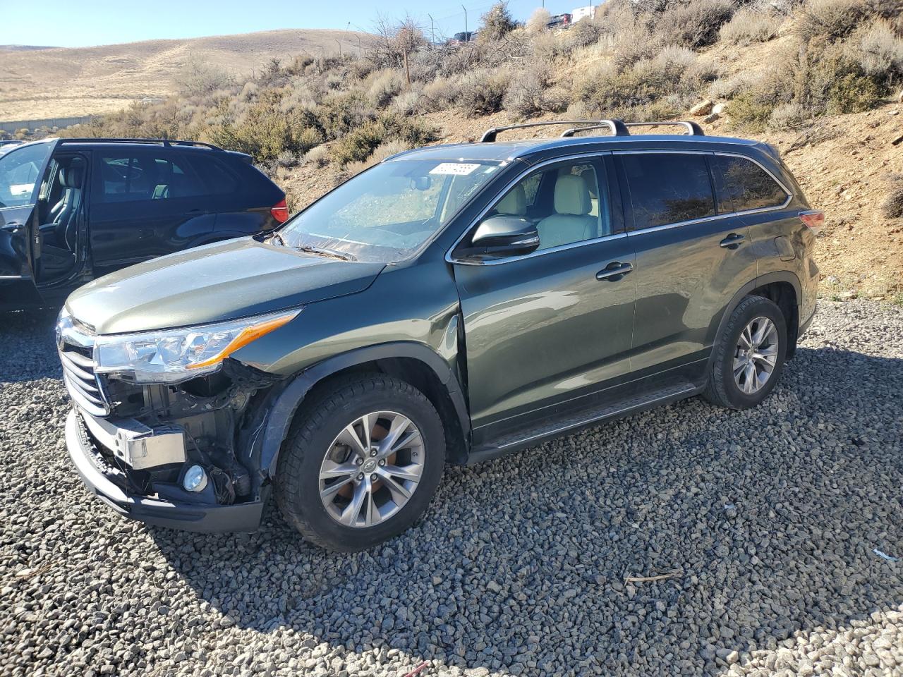 TOYOTA HIGHLANDER XLE