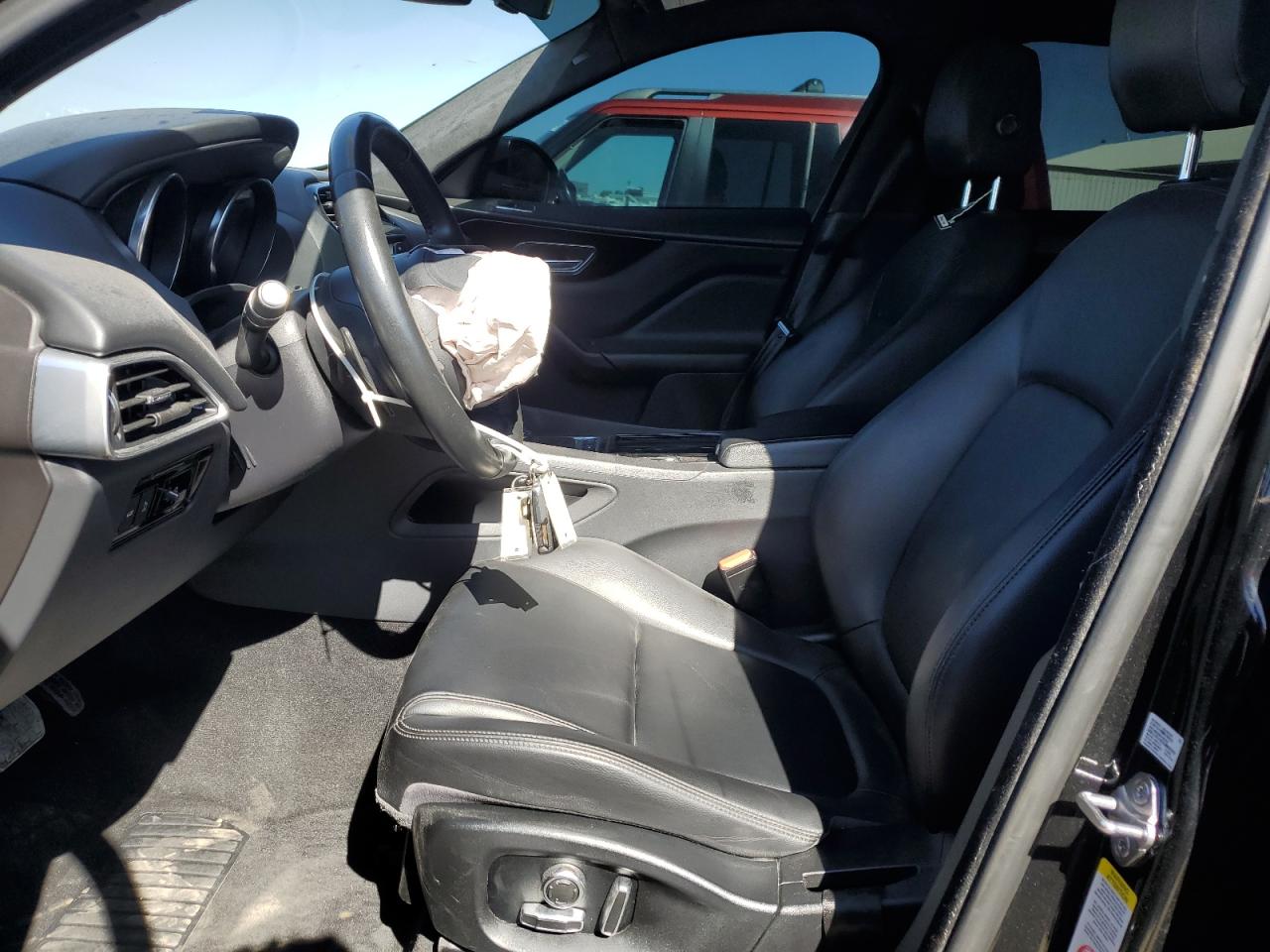 JAGUAR F-PACE PREMIUM