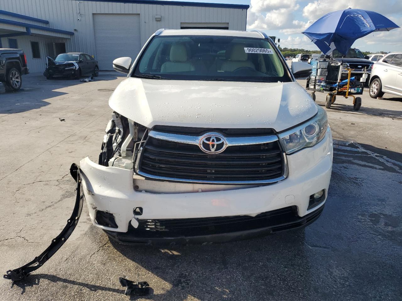TOYOTA HIGHLANDER XLE