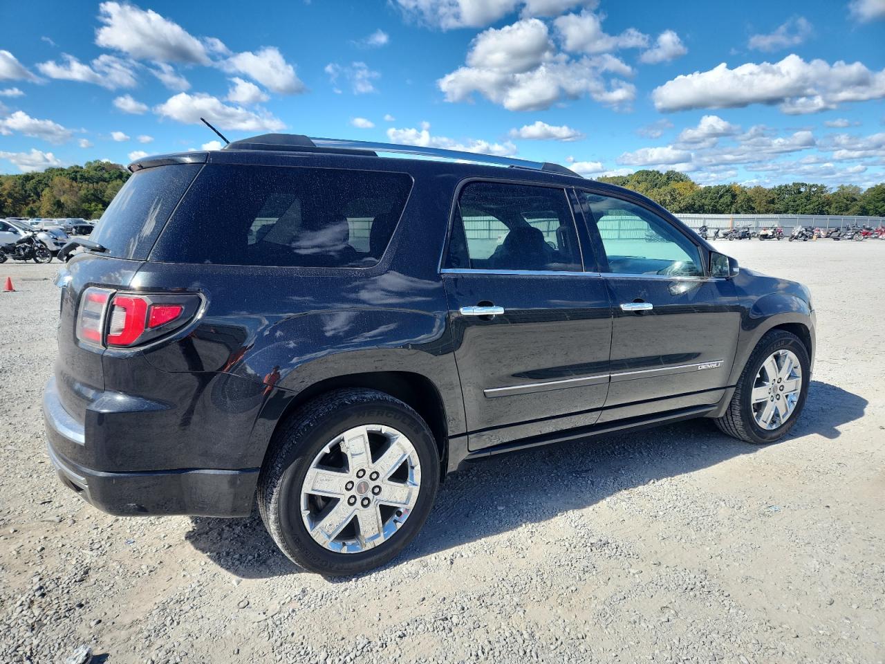 GMC ACADIA DENALI