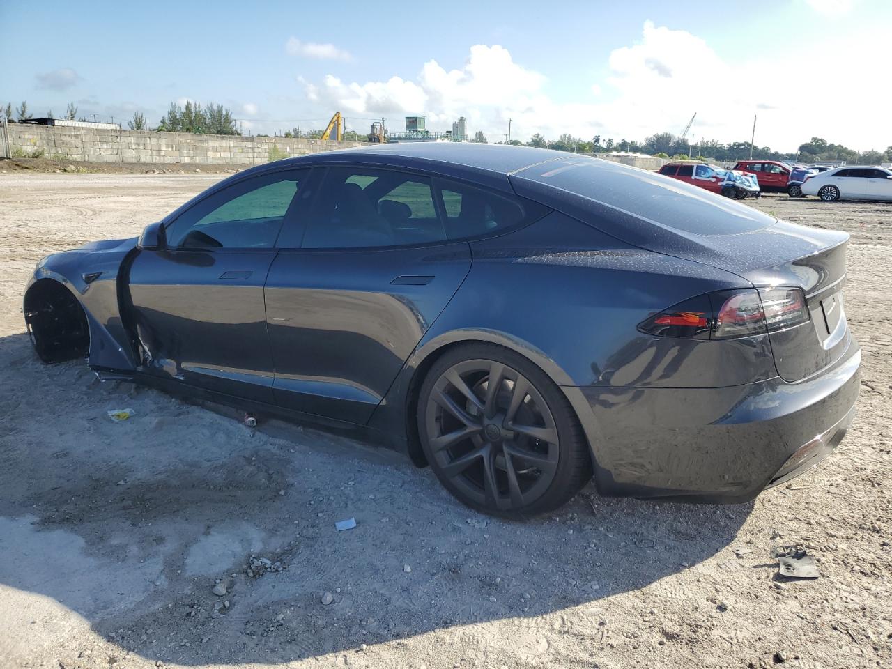 TESLA MODEL S