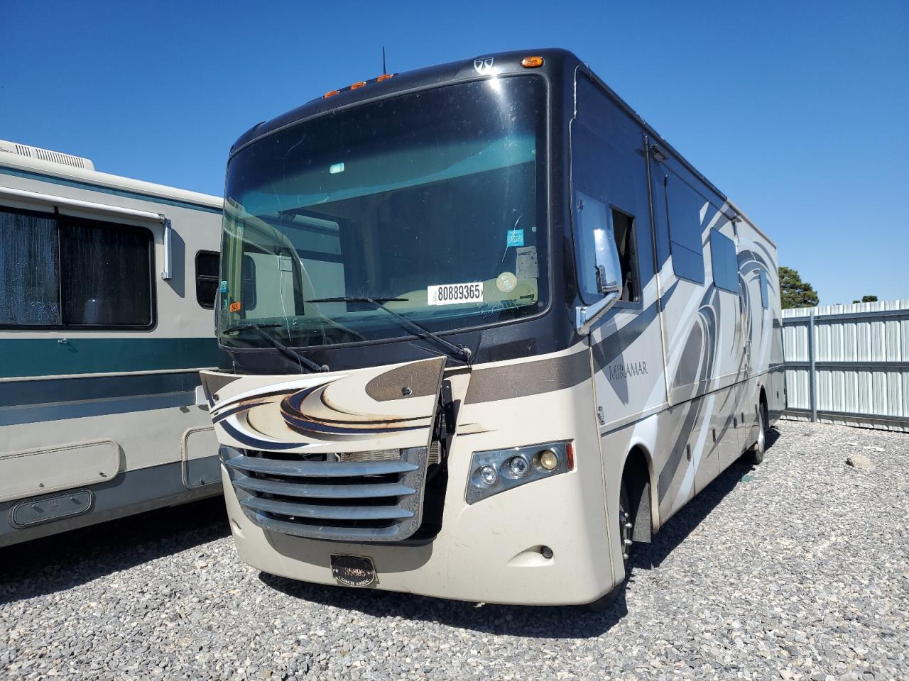 Lot #3264476406 2016 FORD F53