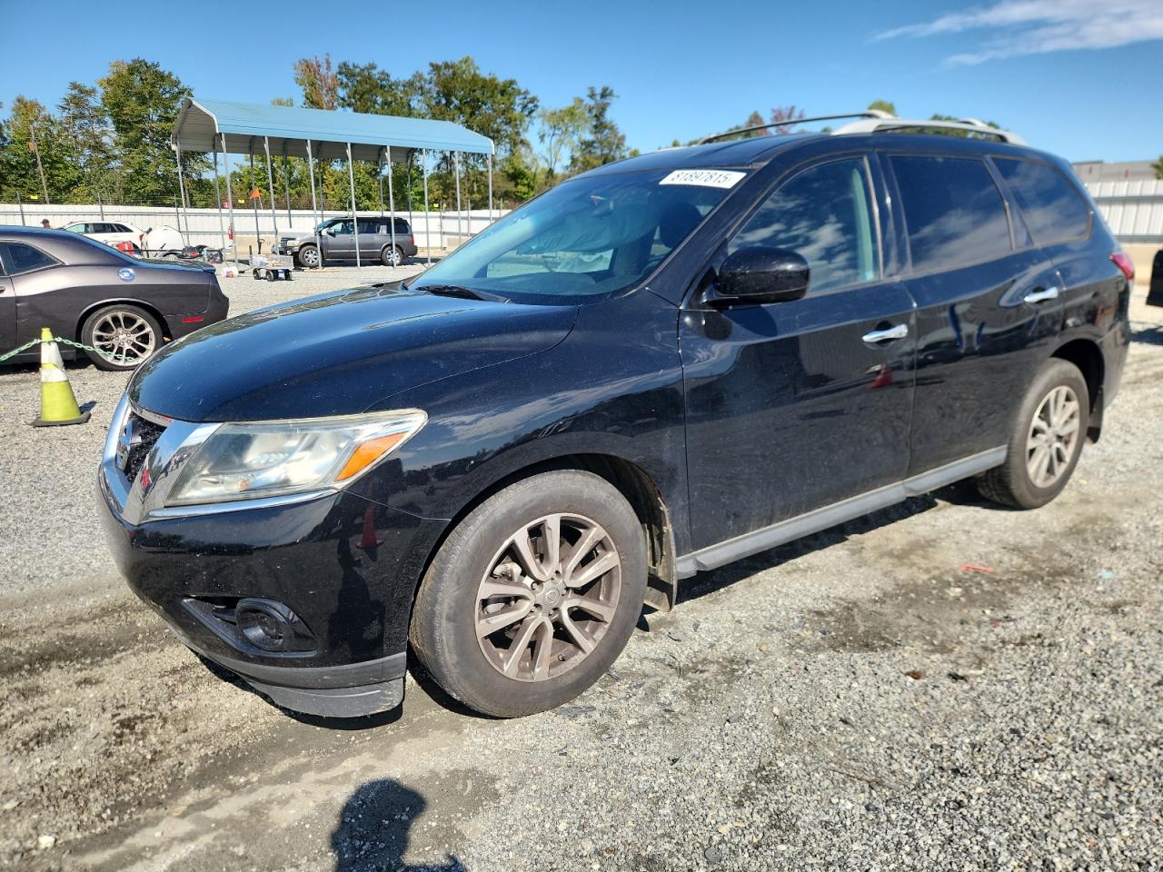  Salvage Nissan Pathfinder
