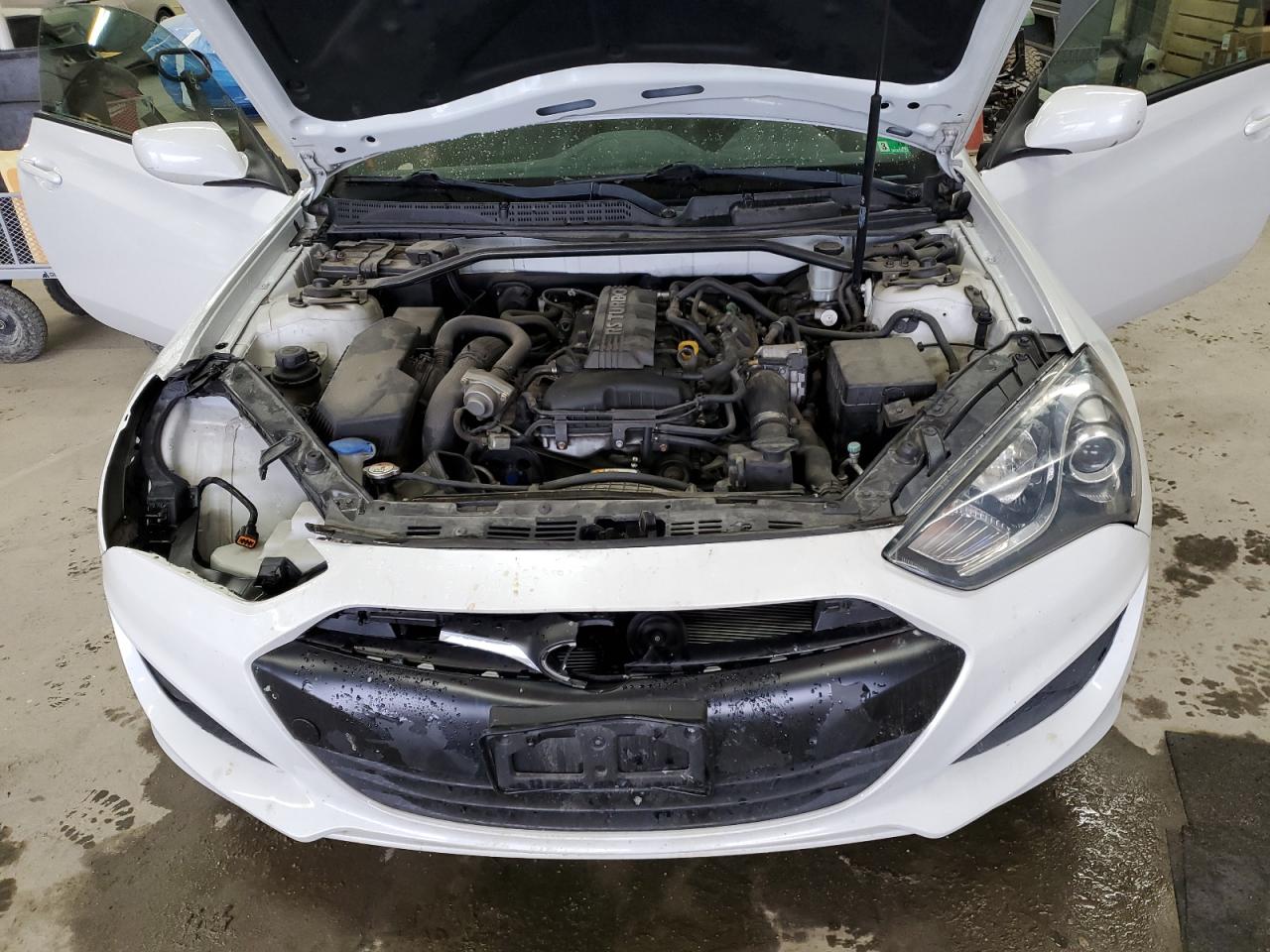 HYUNDAI GENESIS 2.0T