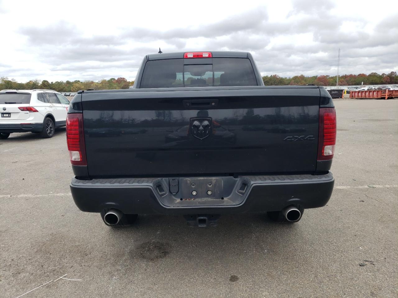 RAM 1500 SPORT