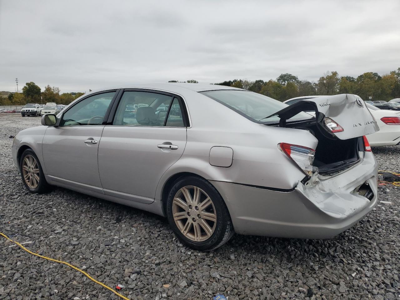 Lot #3281631384 2006 TOYOTA AVALON