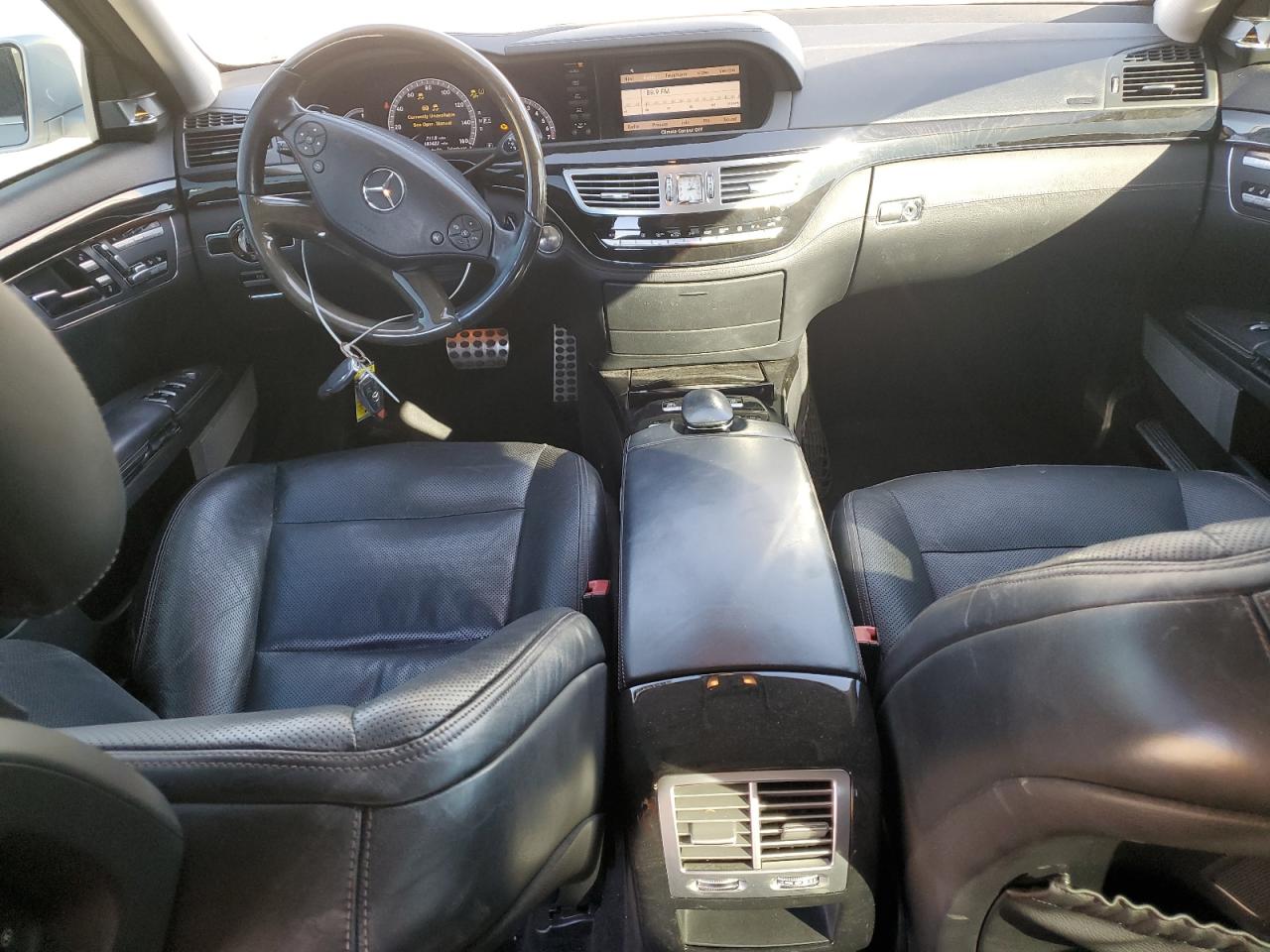 MERCEDES-BENZ S-CLASS 550