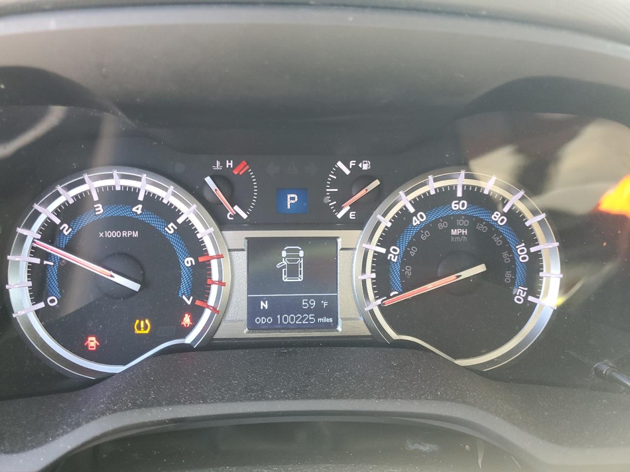 TOYOTA 4RUNNER SR5/SR5 PREMIUM