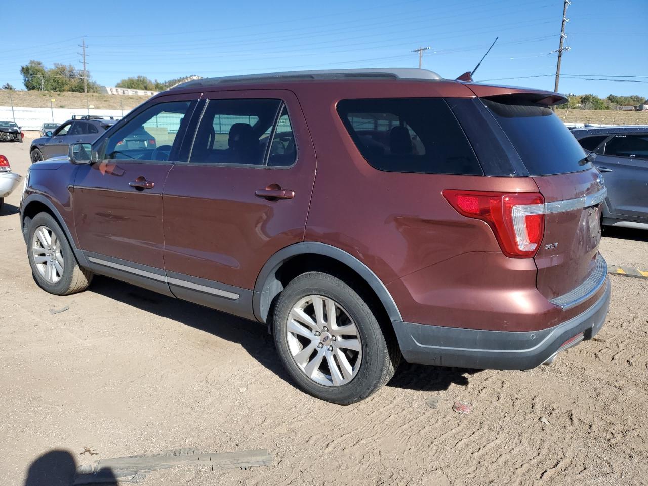 FORD EXPLORER XLT
