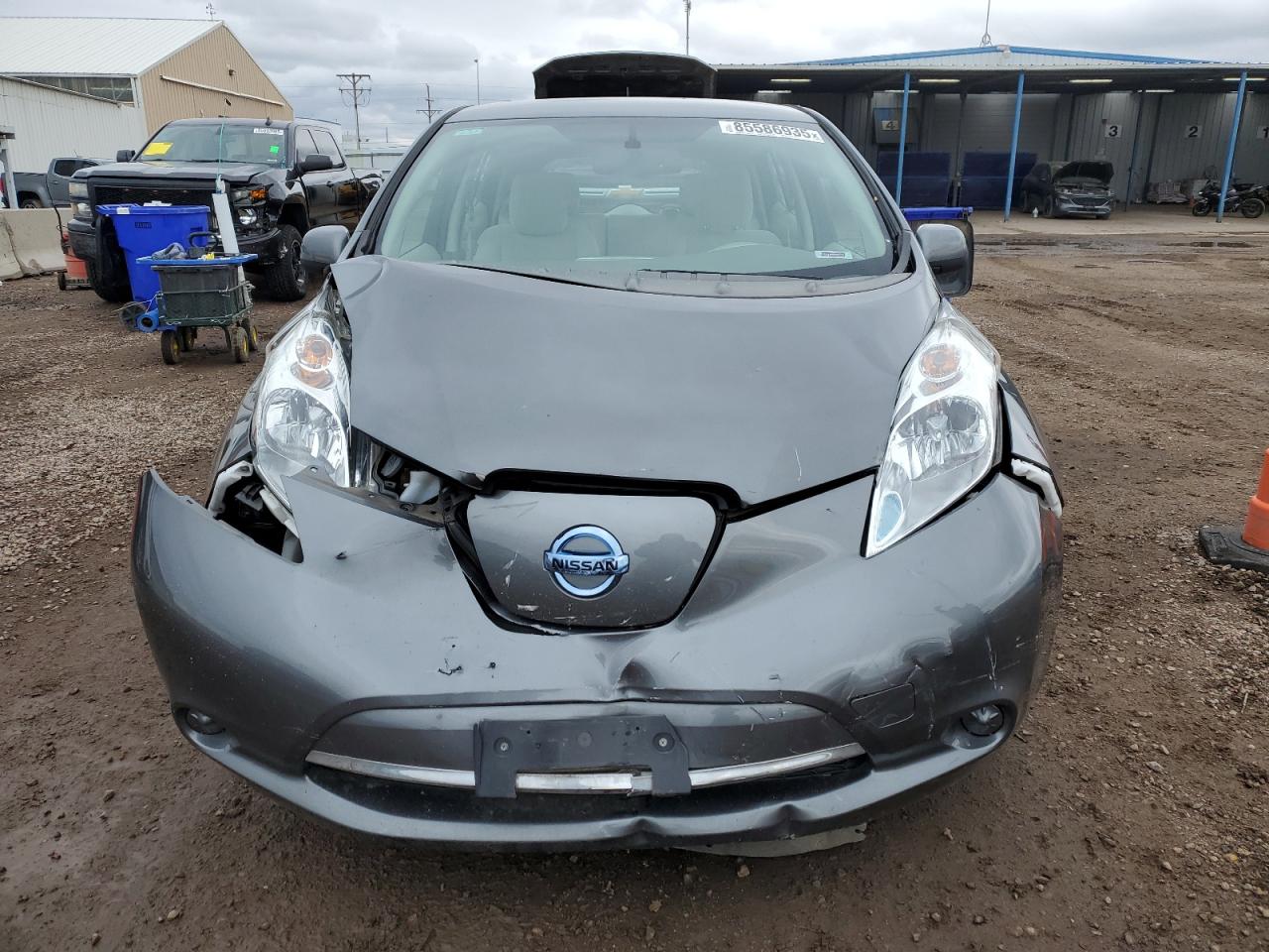 NISSAN LEAF S
