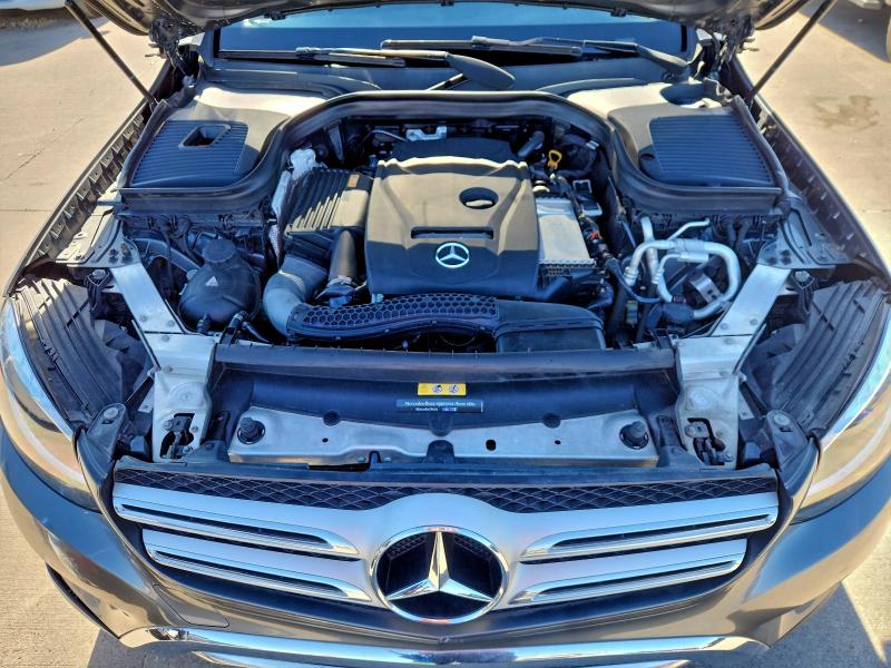 2017 MERCEDES-BENZ GLC 300 #3284687332