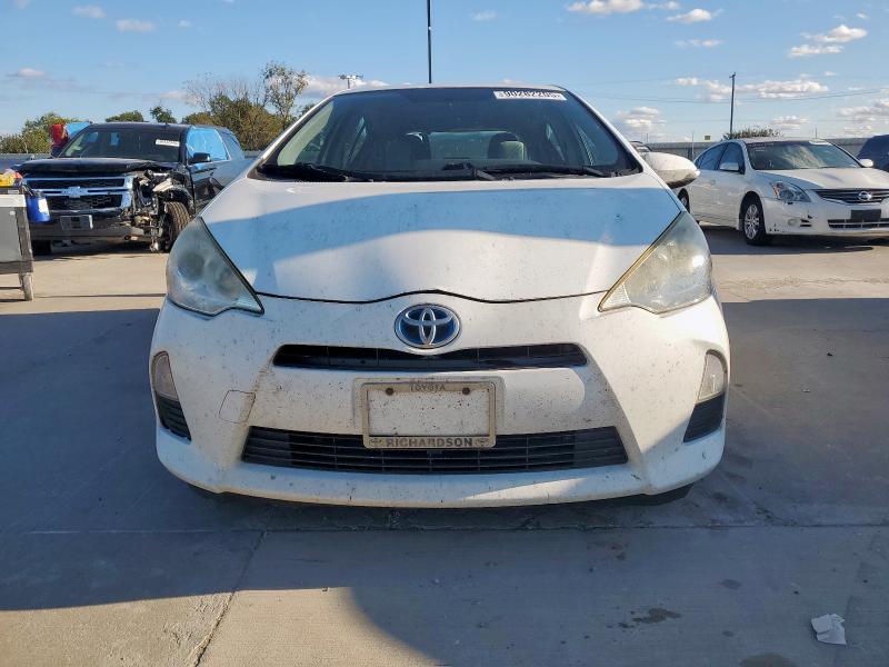 2014 TOYOTA PRIUS C - JTDKDTB33E1063049