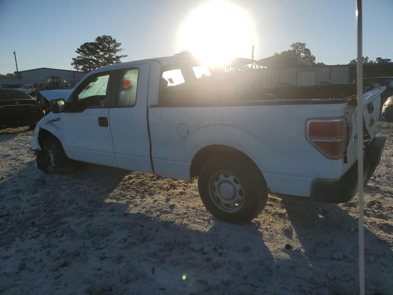 FORD F-150 SUPER CAB