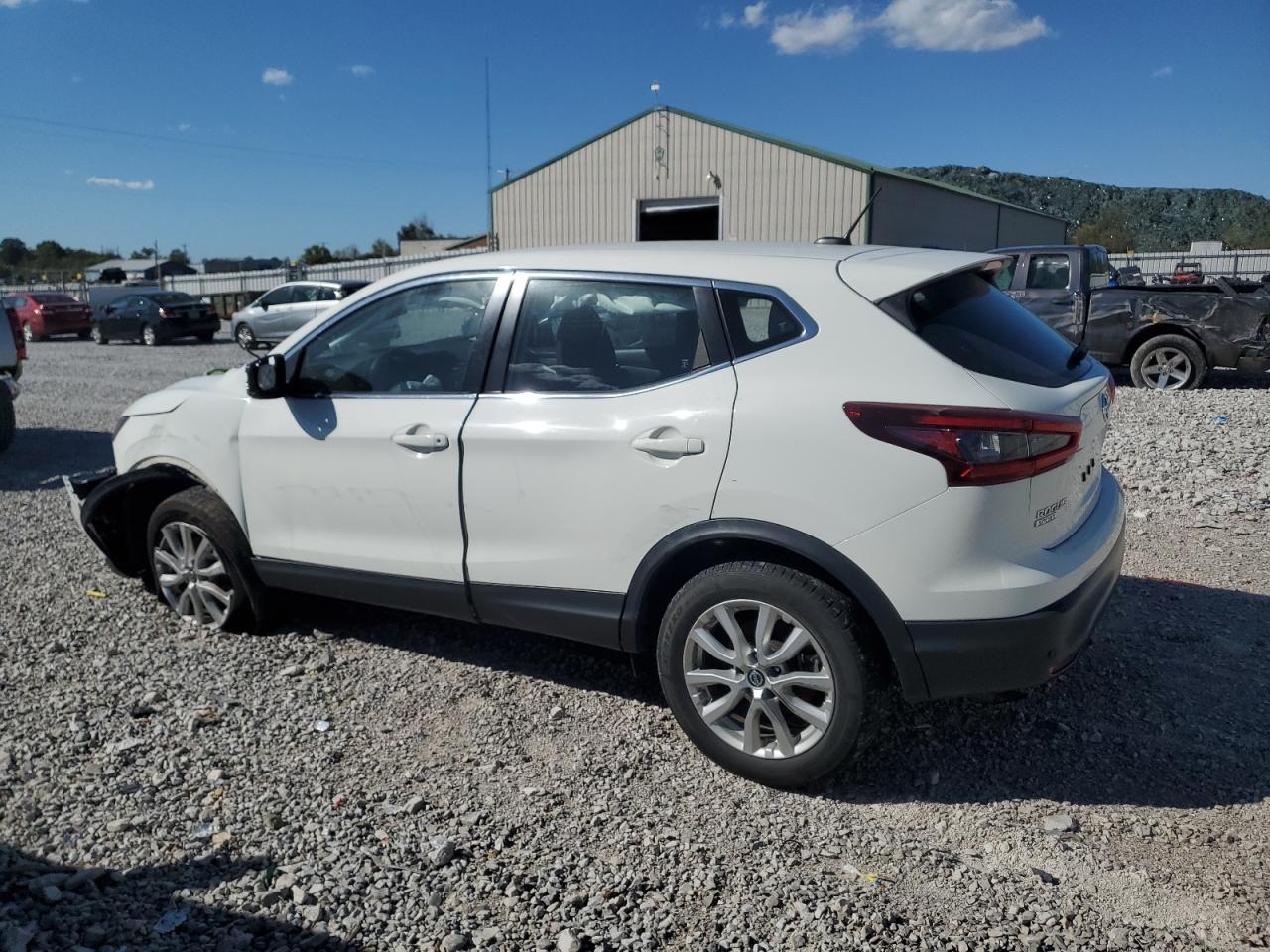 NISSAN ROGUE SPORT S