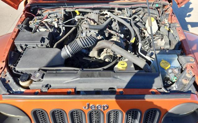 2011 JEP WRANGLER UNLIMITED SAHARA - 1J4BA5H15BL555456