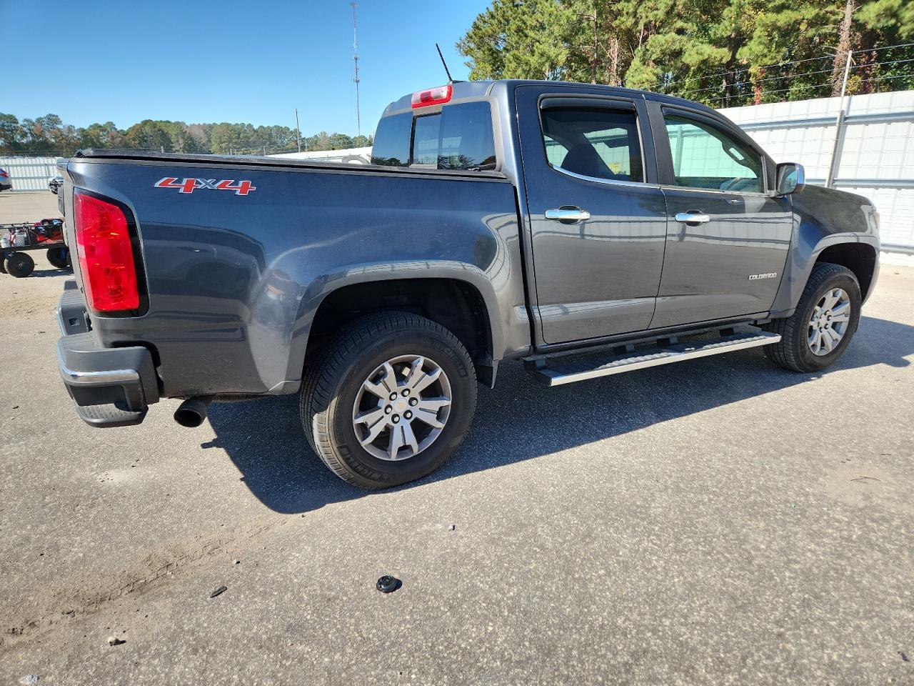 CHEVROLET COLORADO LT