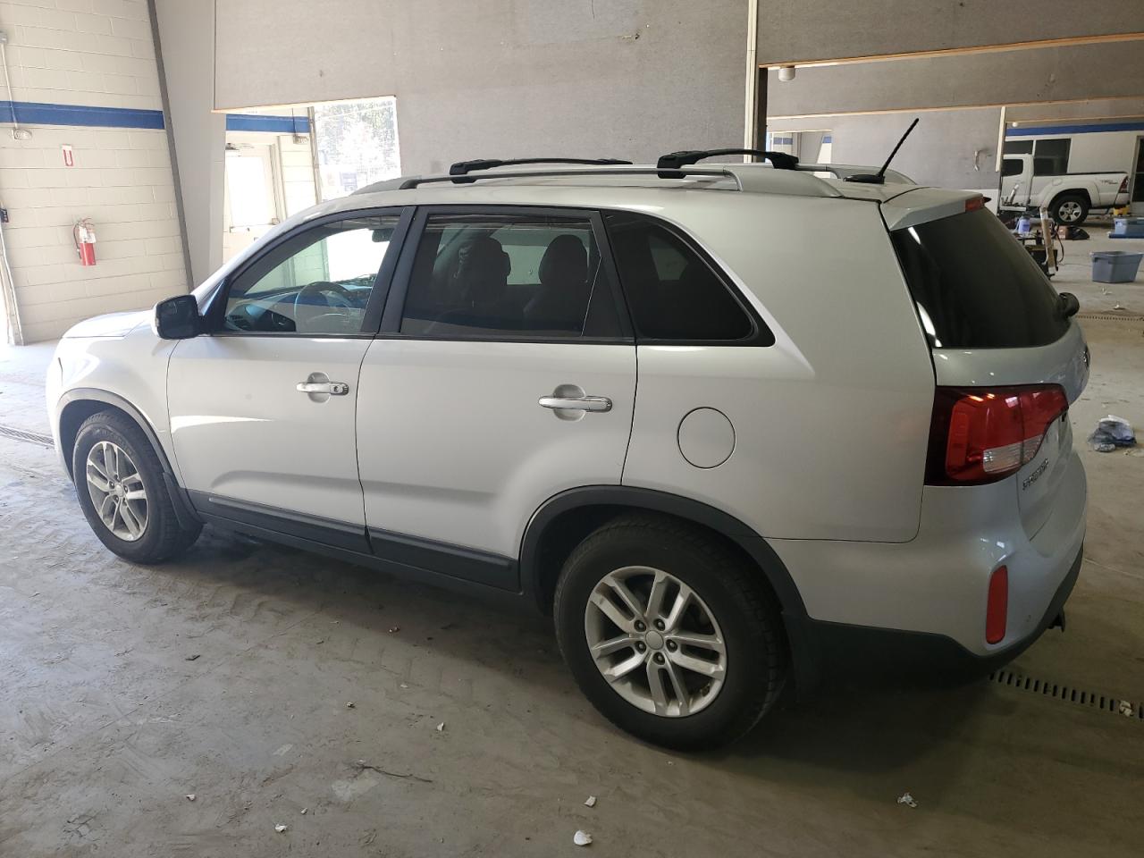 KIA SORENTO LX