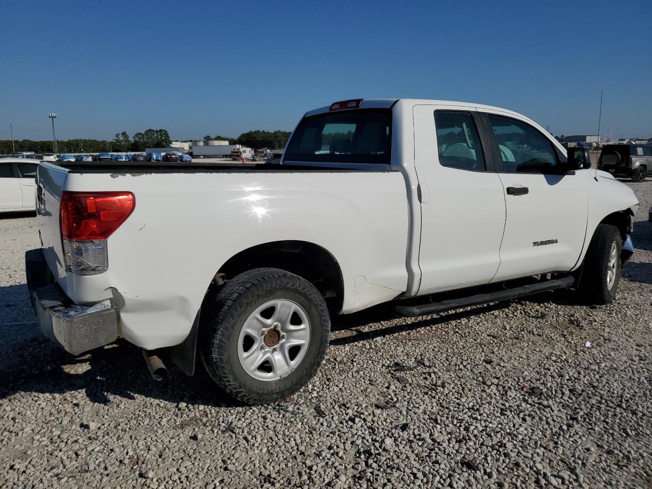 TOYOTA TUNDRA DOUBLE CAB SR5
