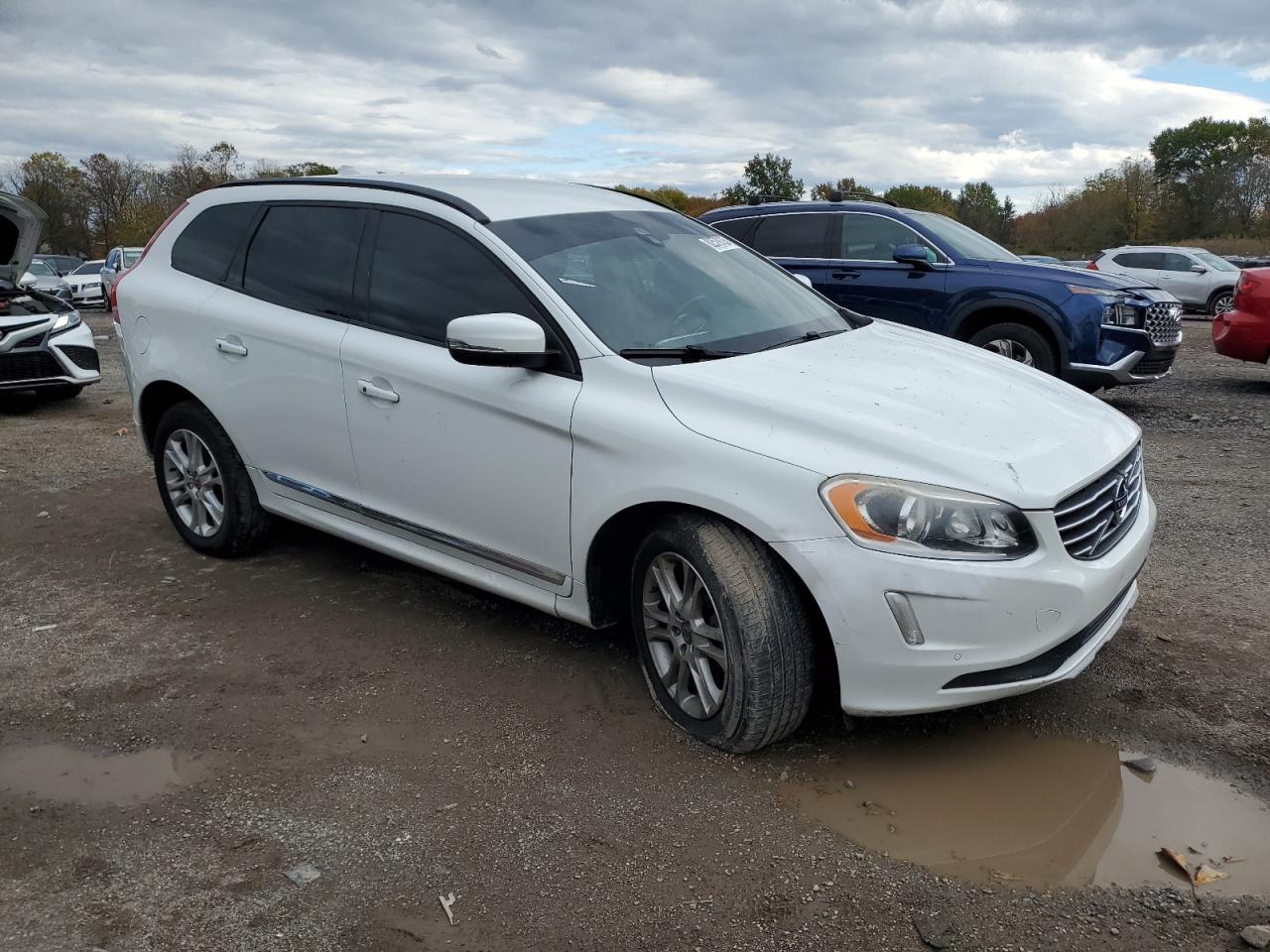 VOLVO XC60 T5