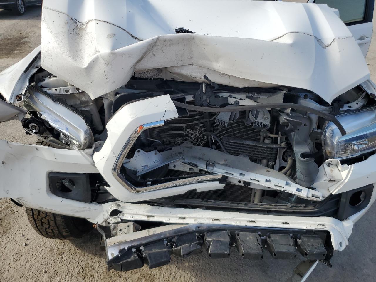 TOYOTA TACOMA DOUBLE CAB