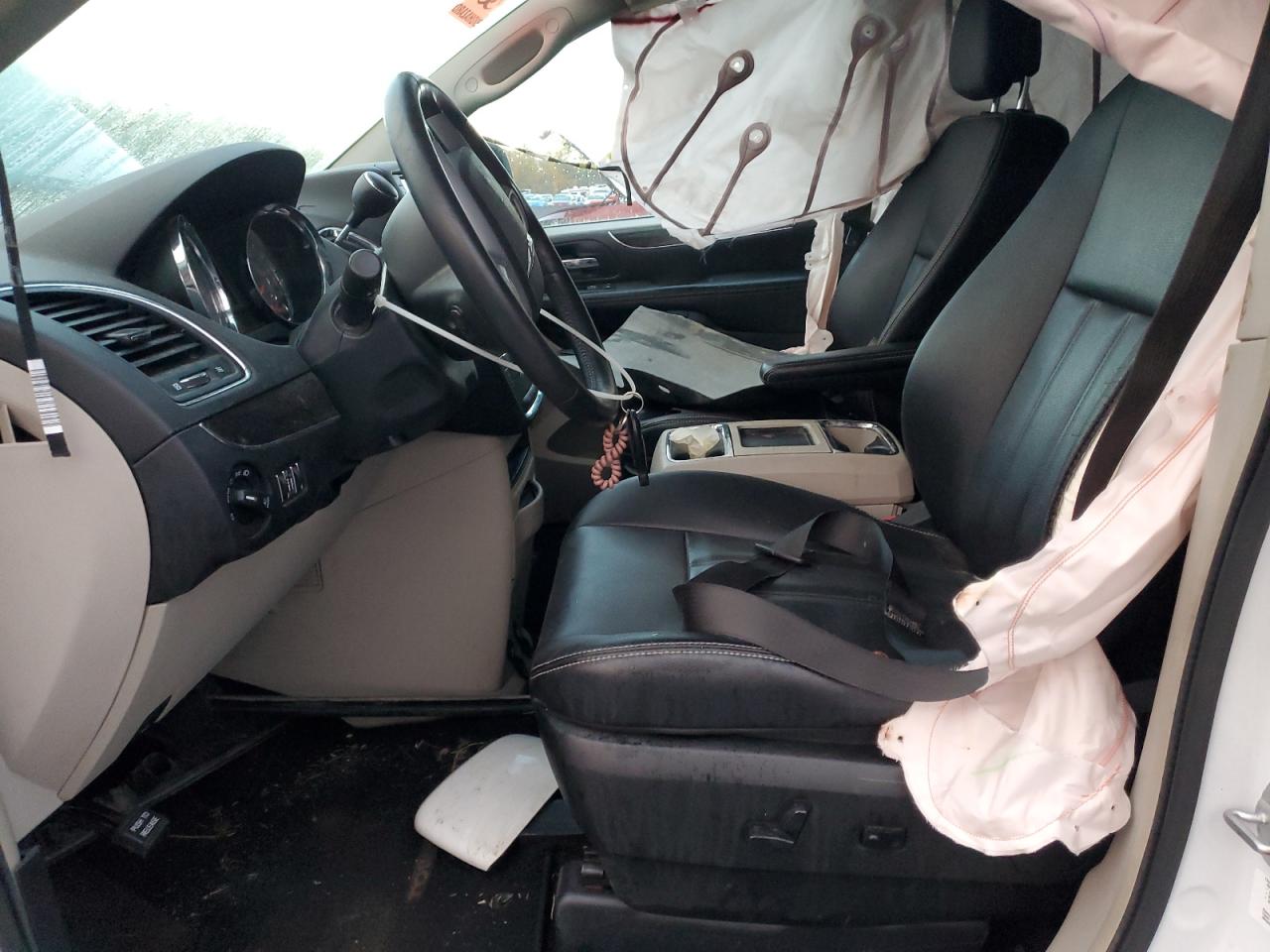 CHRYSLER TOWN & COUNTRY TOURING