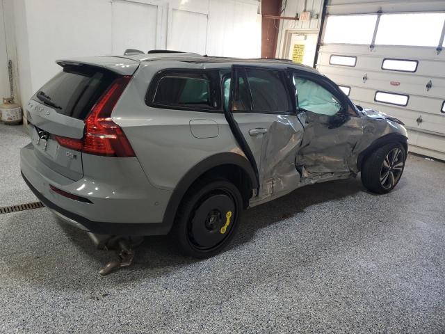 2025 VOLVO V60 CROSS YV4L12WK5S2148051