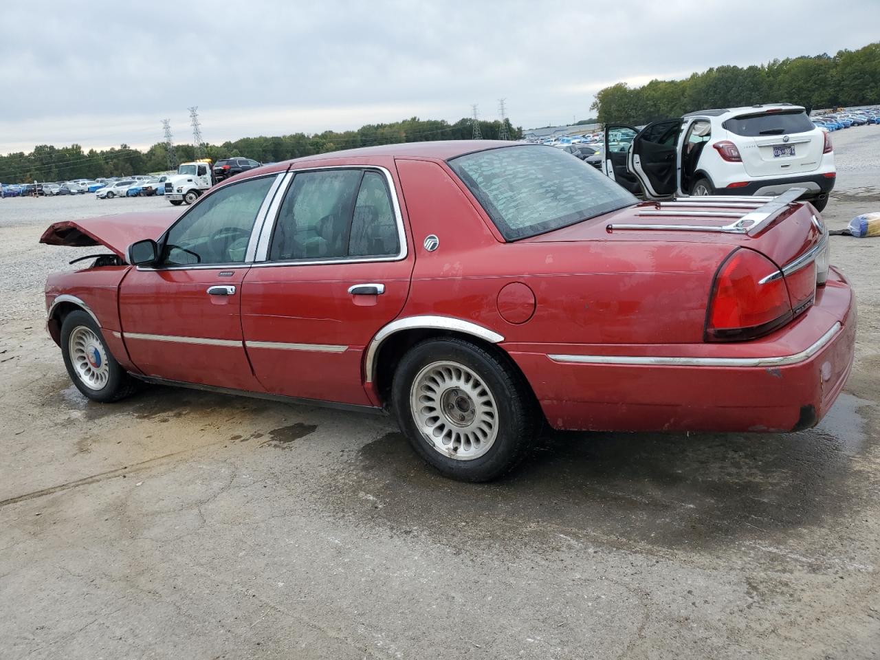 Lot #3297047518 2000 MERCURY GRAND MARQ