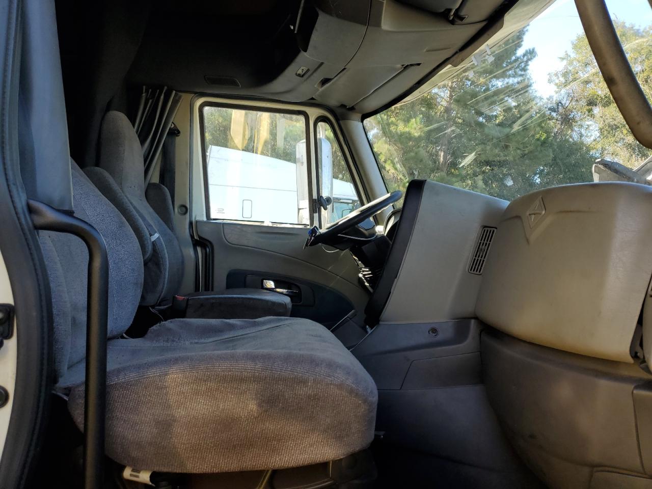 Lot #3269117775 2014 INTERNATIONAL PROSTAR