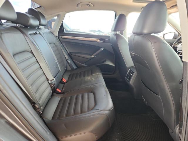 2018 VOLKSWAGEN PASSAT SEL 1VWCA7A35JC042785