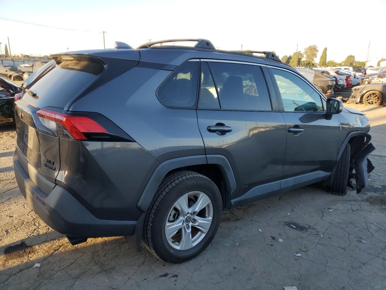 TOYOTA RAV4 XLE