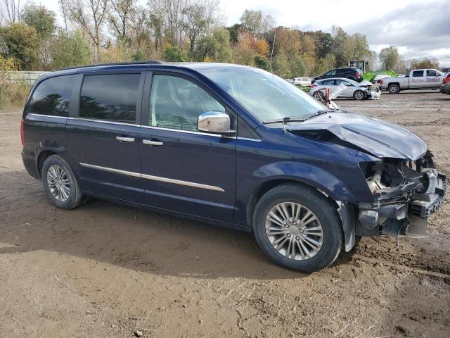 2016 CHRYSLER TOWN & COU - 2C4RC1CG2GR207860