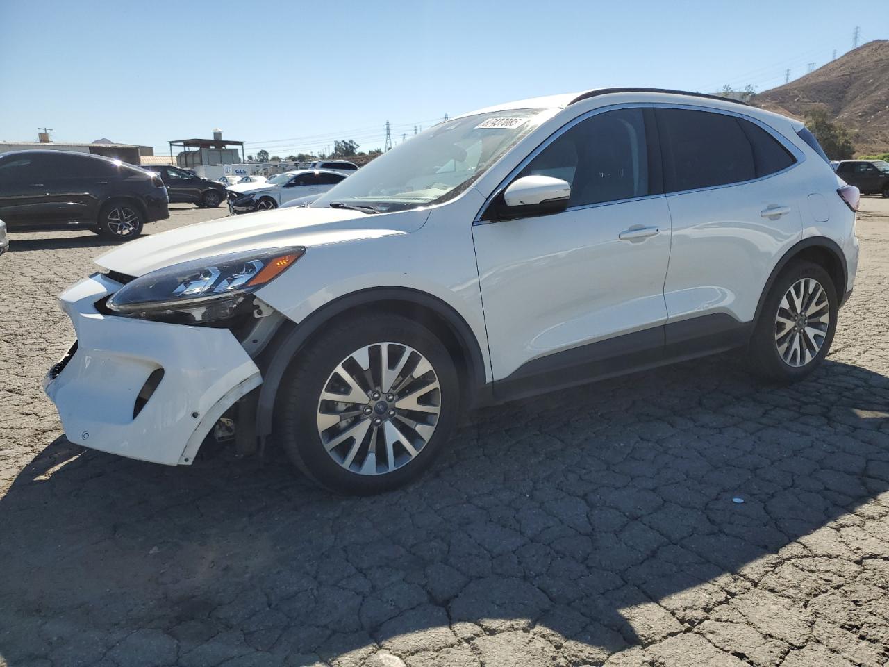 FORD ESCAPE TITANIUM