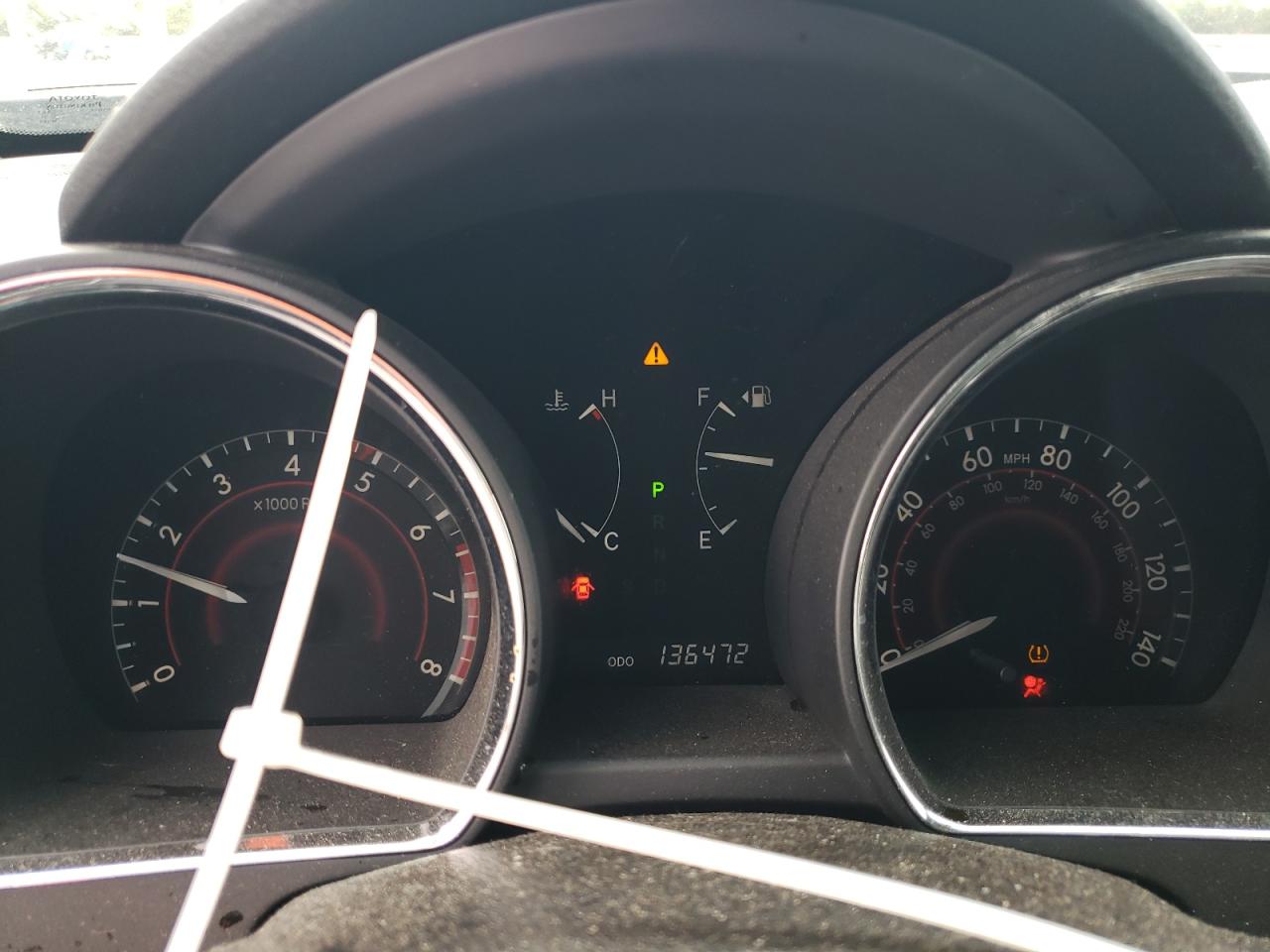 TOYOTA HIGHLANDER SE