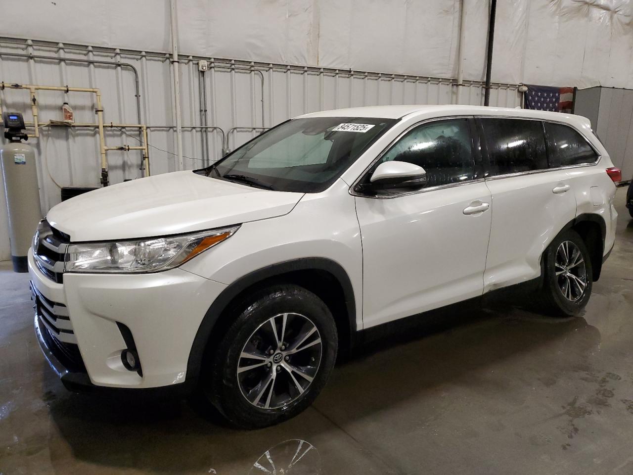 TOYOTA HIGHLANDER LE