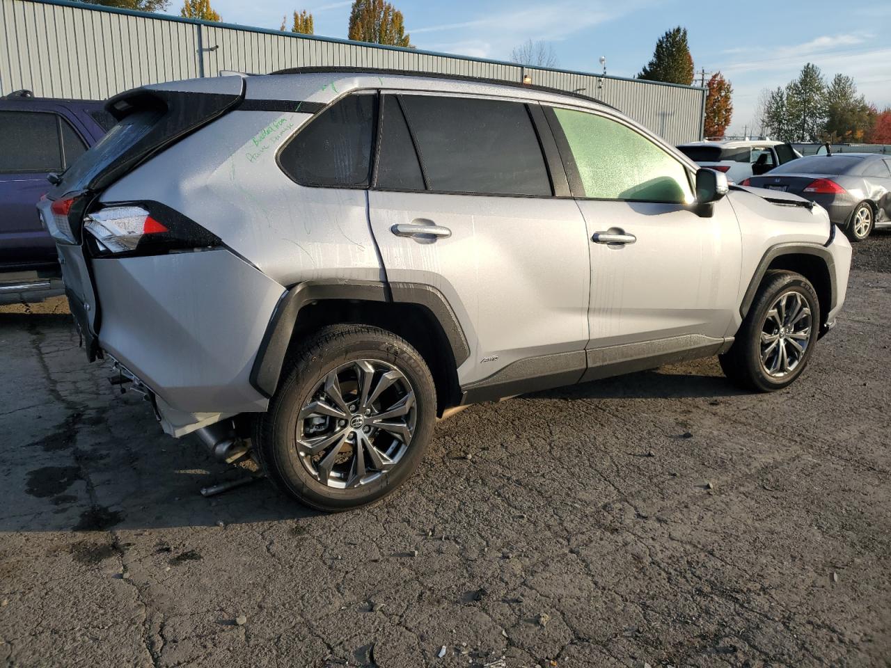 TOYOTA RAV4 XLE PREMIUM