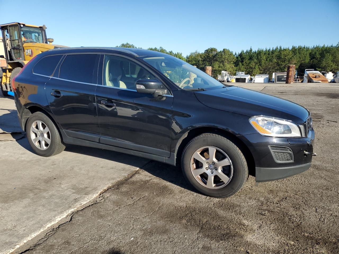 VOLVO XC60 3.2