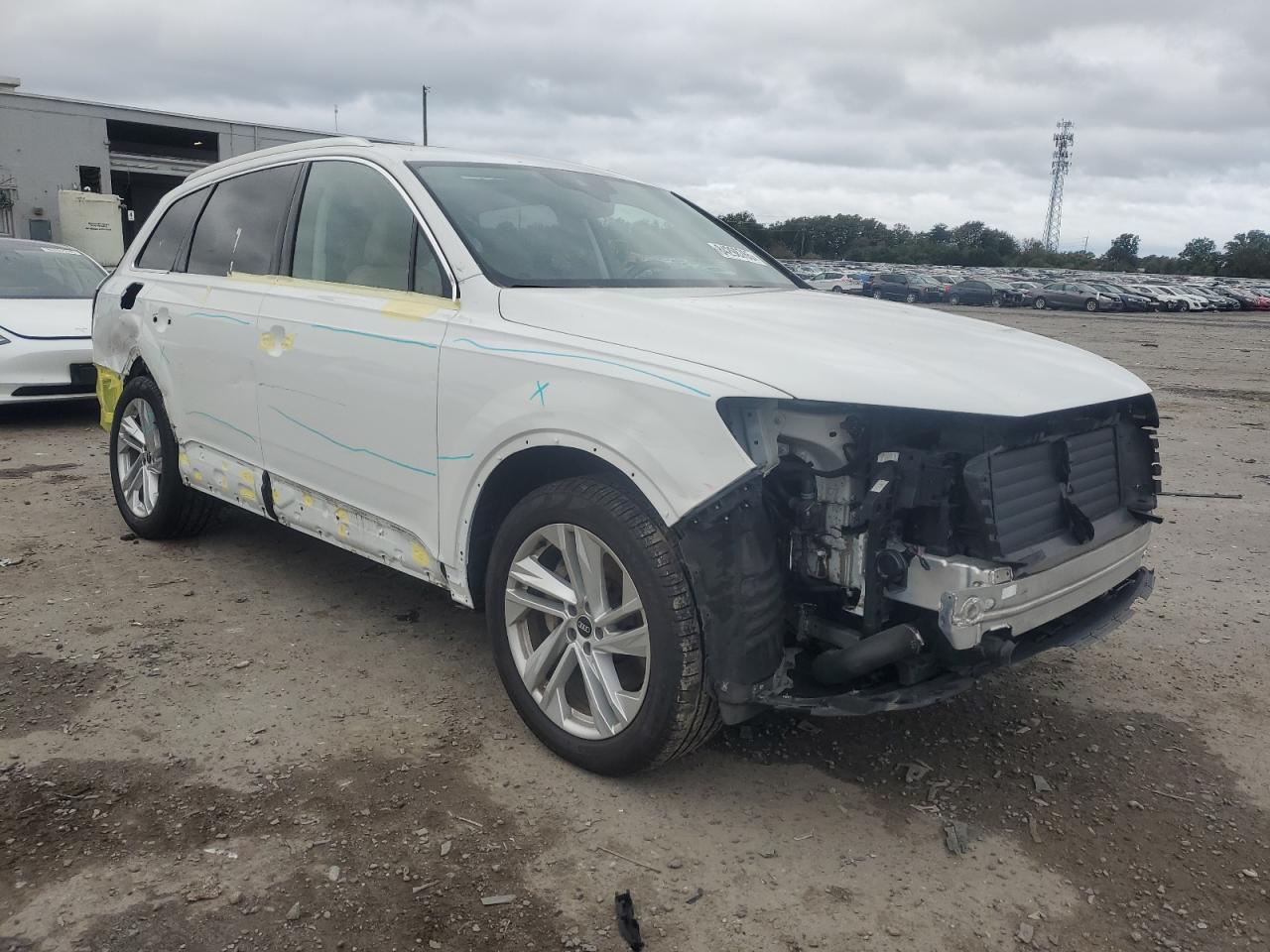 AUDI Q7 PREMIUM PLUS