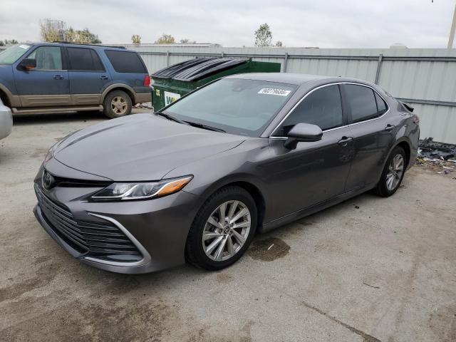 Global Auto Auctions: 2022 TOYOTA CAMRY LE