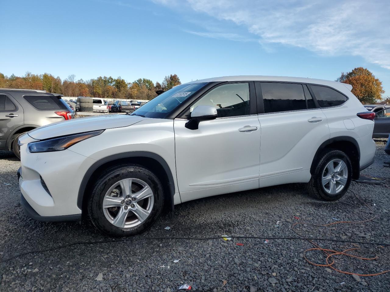 TOYOTA HIGHLANDER HYBRID LE