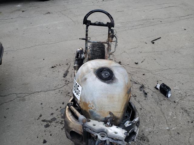 2005 SUZUKI GSX1300 JS1GW71A352110785