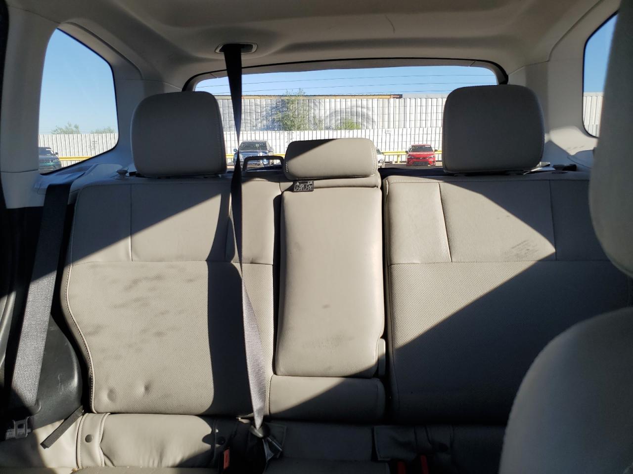 Lot #3303000603 2015 SUBARU FORESTER 2