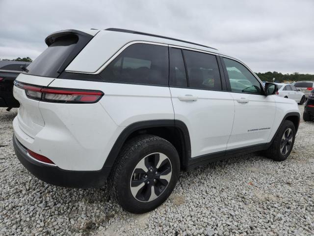 2024 JEEP GRAND CHER - 1C4RJYB67R8516102