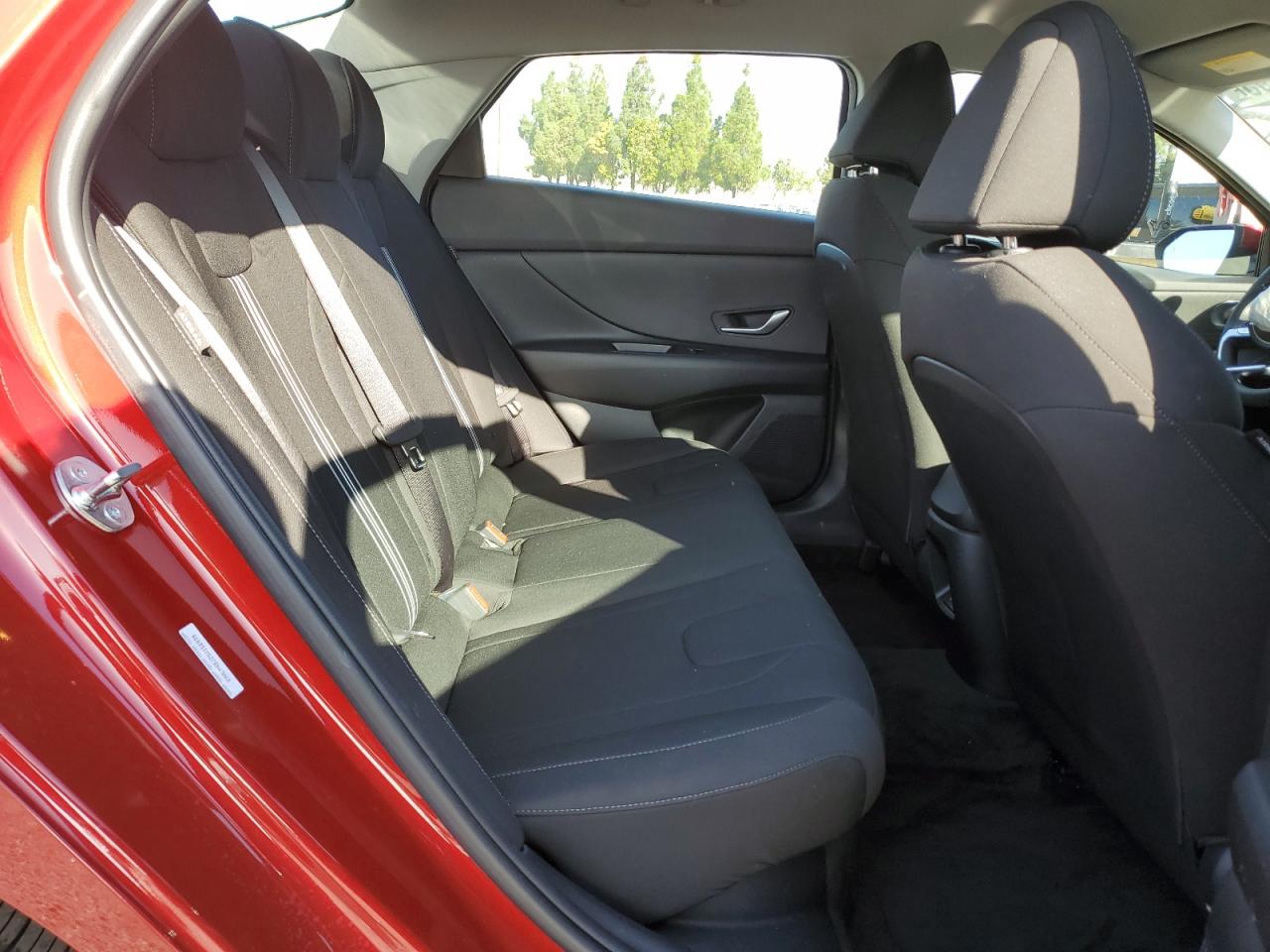 HYUNDAI ELANTRA BLUE