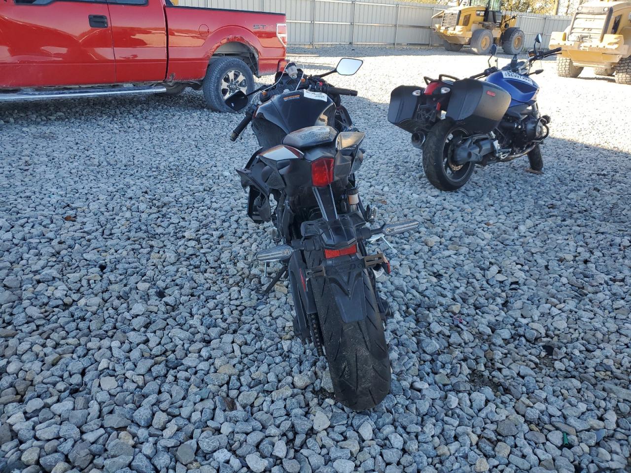 Lot #3298160248 2025 YAMAHA YZFR7