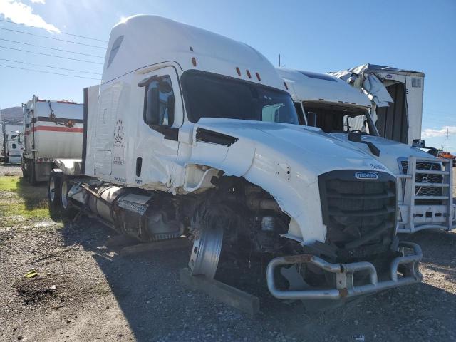 Global Auto Auctions: 2018 FREIGHTLINER CASCADIA 126