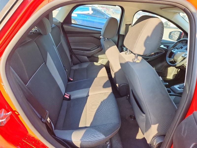 2014 FORD FOCUS SE - 1FADP3K22EL393007