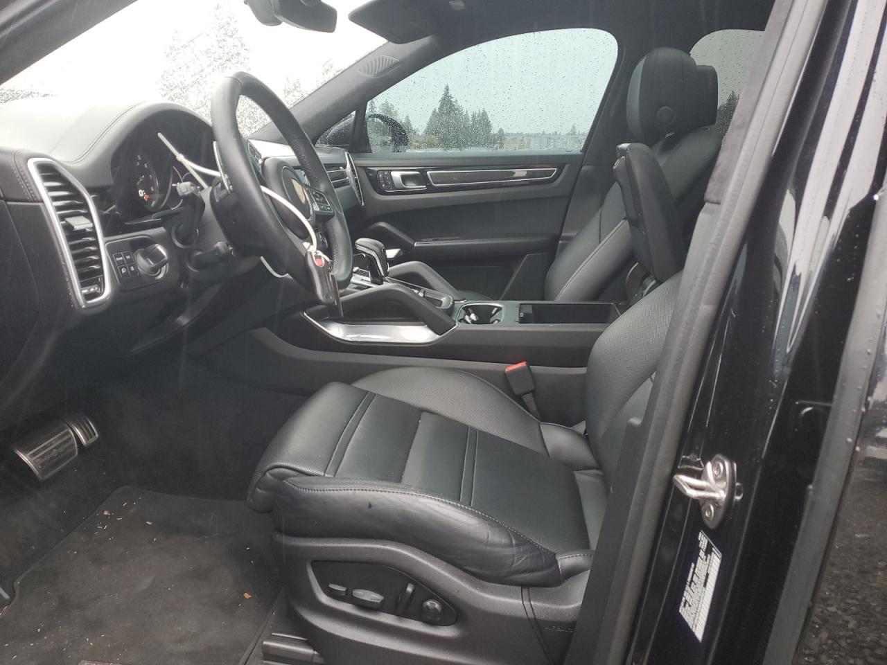 PORSCHE CAYENNE TURBO S E HYBRID COUPE