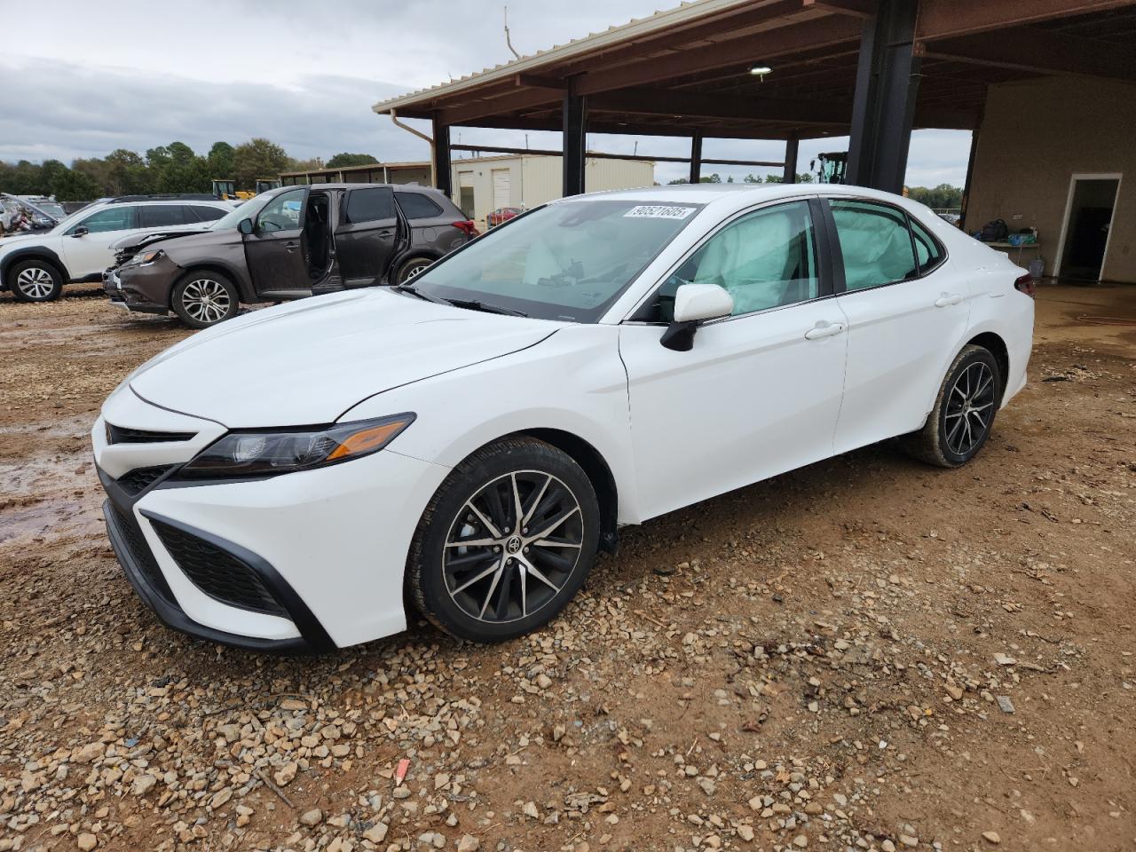 TOYOTA CAMRY SE