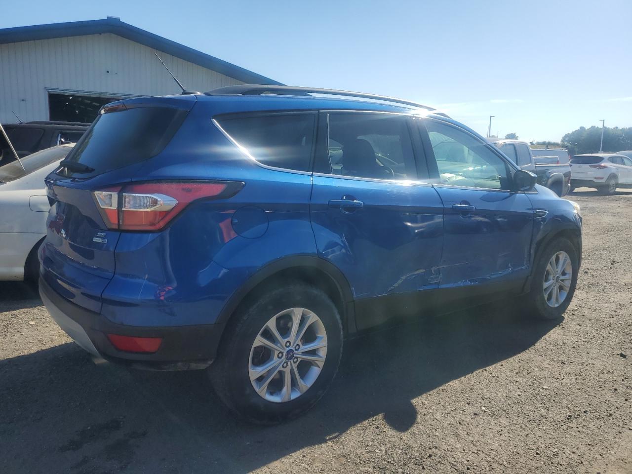 FORD ESCAPE SE
