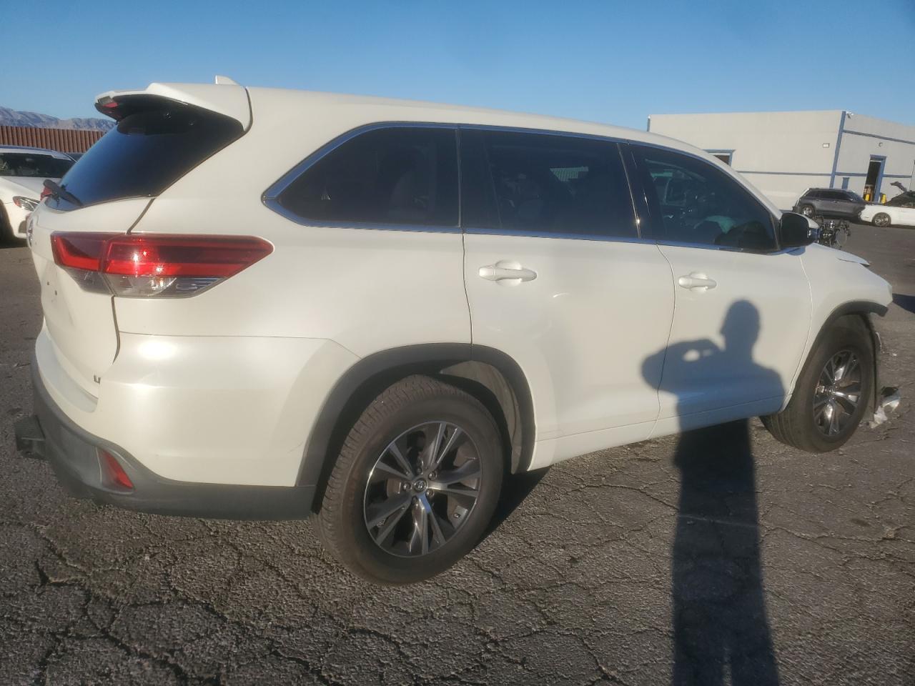 TOYOTA HIGHLANDER LE